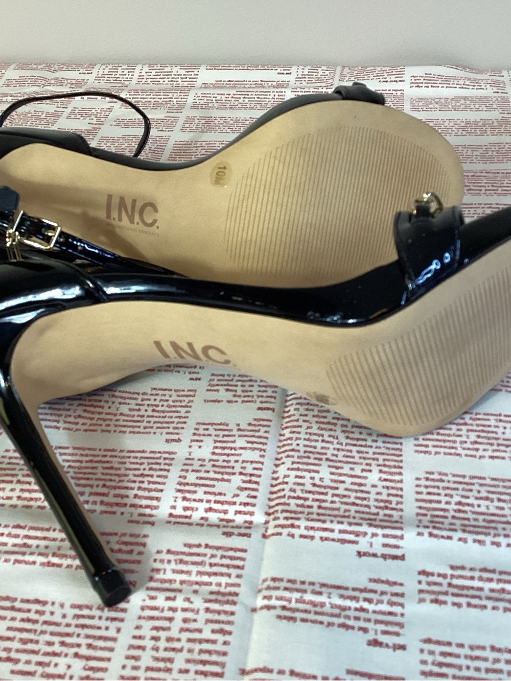 MATEO x I.N.C. Black Patent Leather Chain Heels NIB Size 10M - Picture 6 of 9